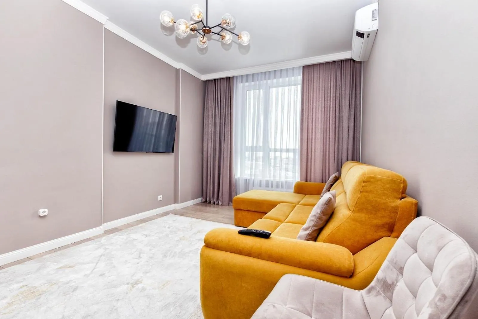 2-Х Комнатная Возле Экспо Apartment Nur-Sultan  Nur-Sultan (Astana)
