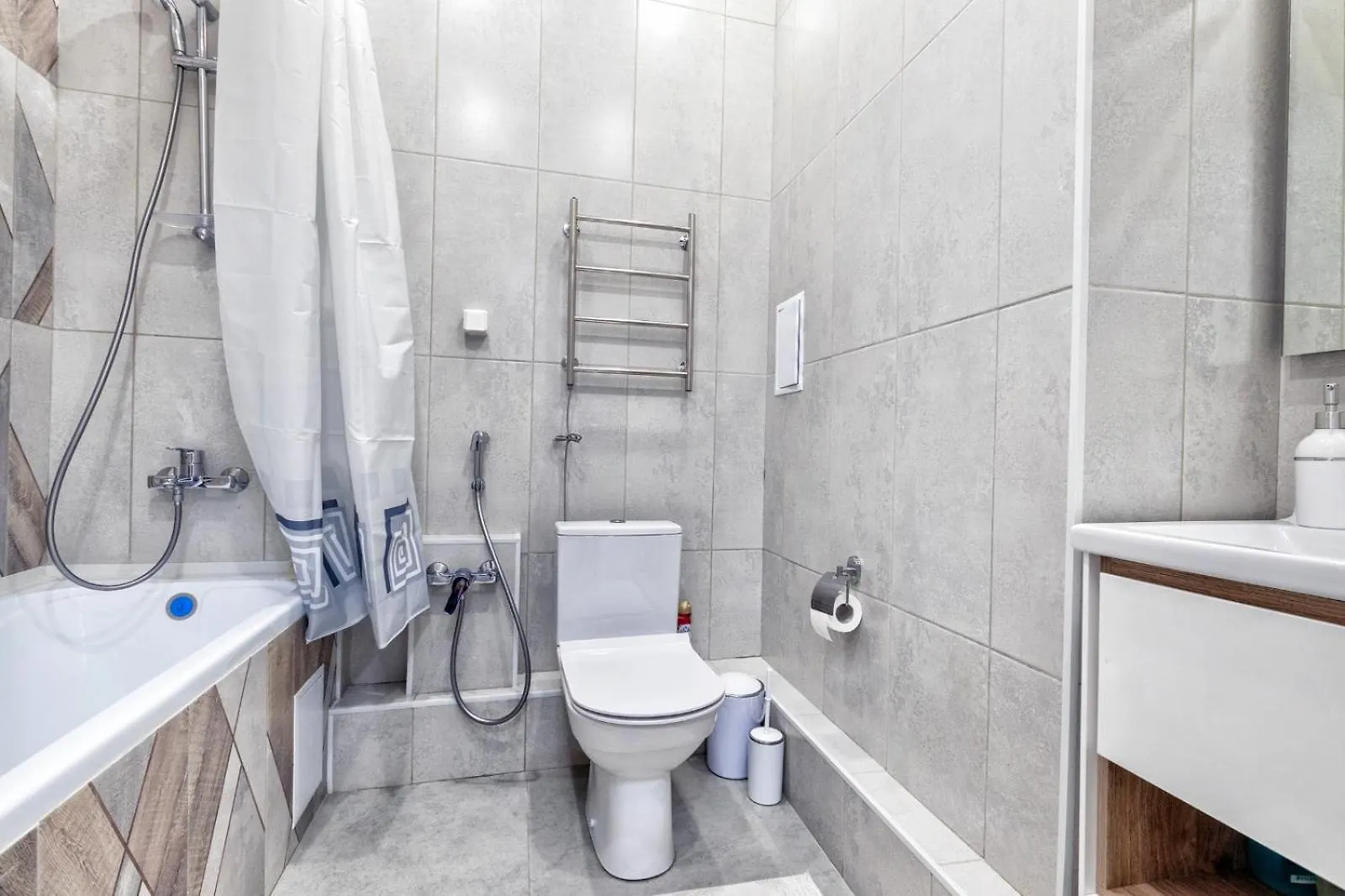 2-Х Комнатная Возле Экспо Apartment Nur-Sultan