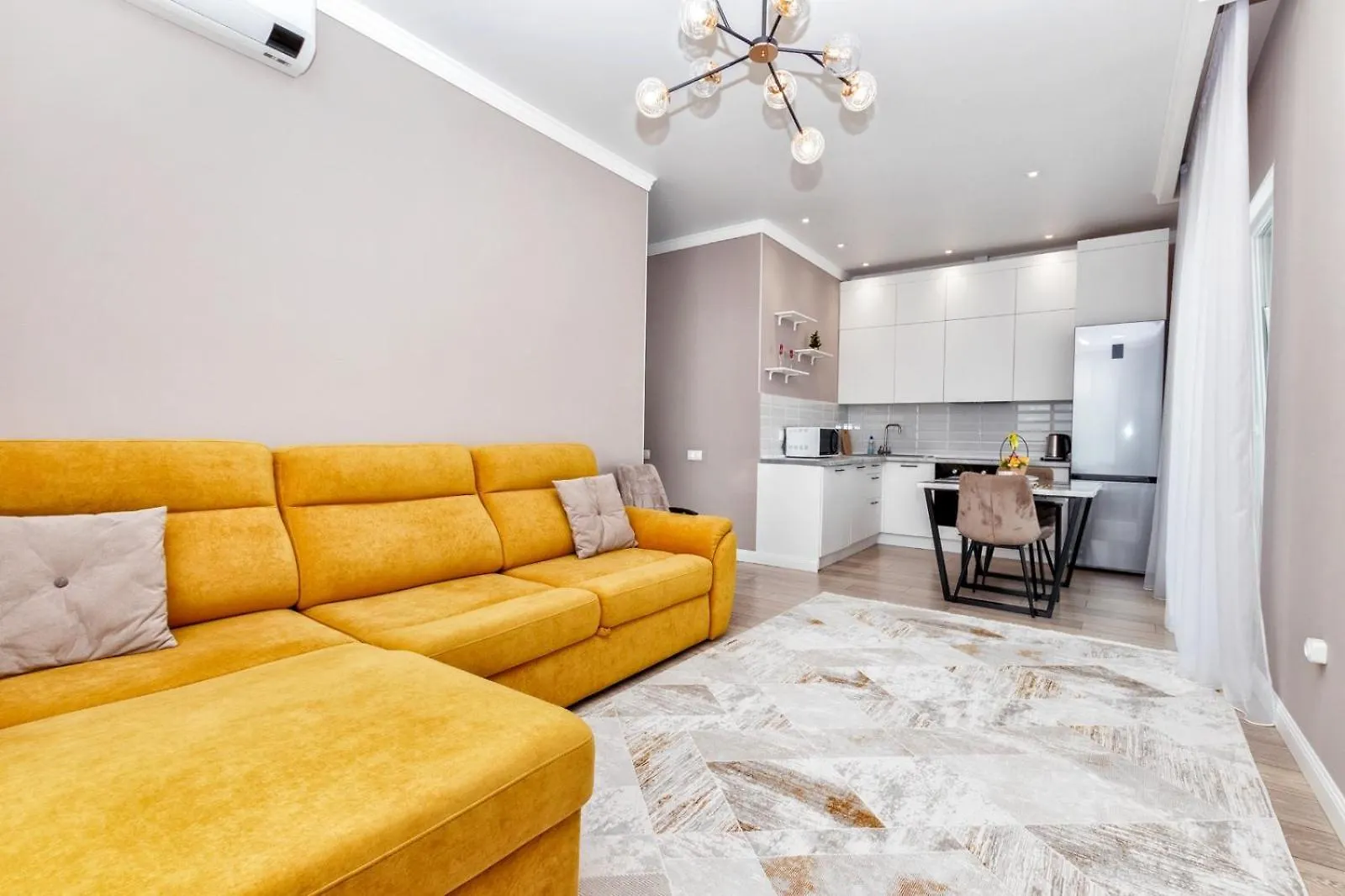 2-Х Комнатная Возле Экспо Apartment Nur-Sultan   Nur-Sultan (Astana)